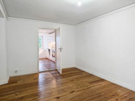 GLÄRNISCHBLICK | appartement rénové de 1,5 pièce dans un emplacement central à Mollis GL - Foto 4