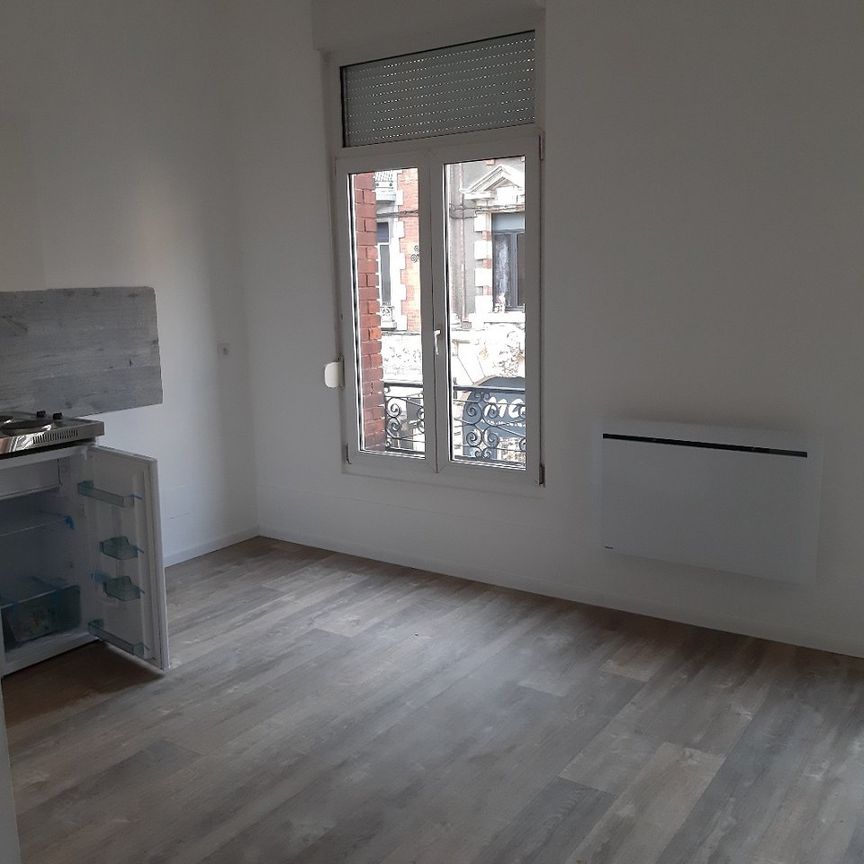 Location Appartement 2 pièces 27m² - Photo 1