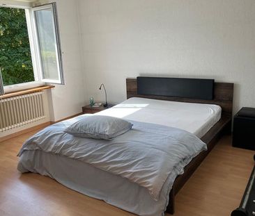 SAINT-IMIER - APPARTEMENT DE 4 PIÈCES - Photo 2