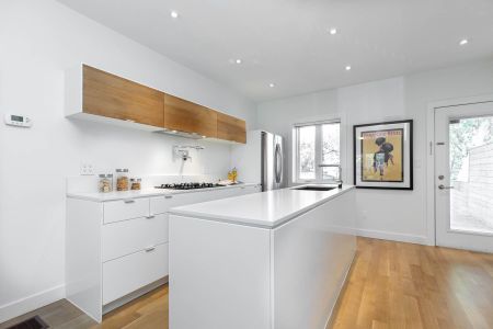 For Lease - 173 Duplex Avenue, Toronto, Ontario - Photo 5