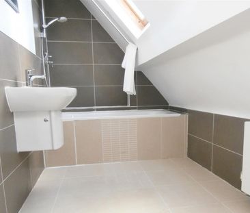 Knighton Drive, Leicester - Photo 5