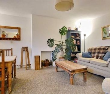 4 bedroom terraced house to rent - Photo 1