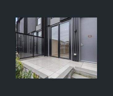 Exclusive, brand new townhouse in Prahran – Available Now! - Photo 4