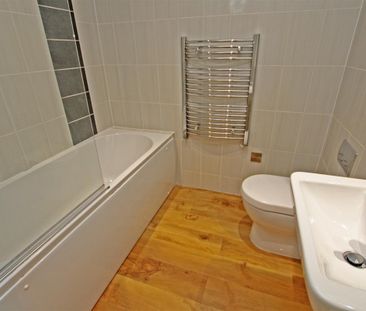 2 bedroom Apartment to rent - Photo 6
