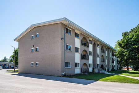 One Bedroom Apartment - Photo 5