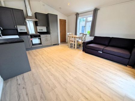 1 bedroom bungalow to rent - Photo 2