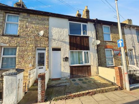 3 bedroom terraced house to rent - Photo 2