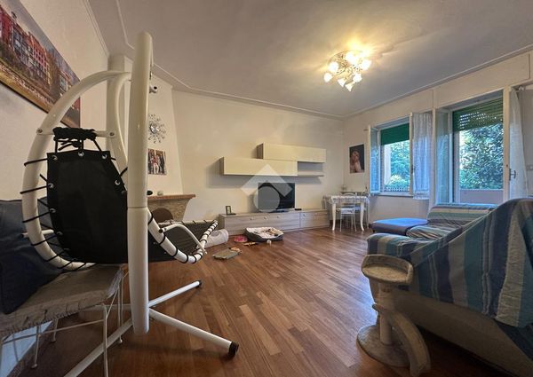 Porzione di trifamiliare in affitto