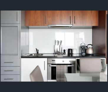 A Sense of Style - Photo 5