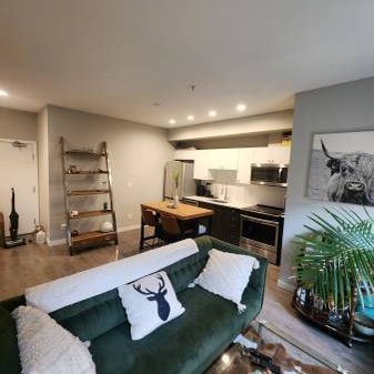 1 Bed 1 Bath Condo in Vic West/Railyards w/ large patio - Photo 3