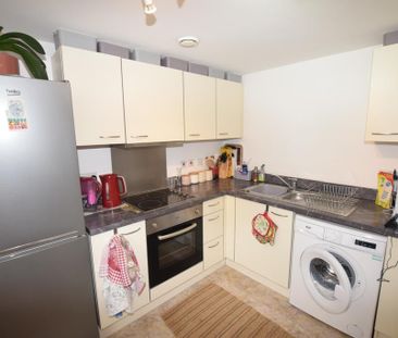 1 bedroom flat to rent - Photo 4