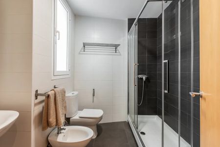 Calle del General Prim, Valencia, Valencian Community 46005 - Photo 4