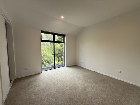 Unit 4, 86 Holly Road, St. Albans, Christchurch - Photo 4