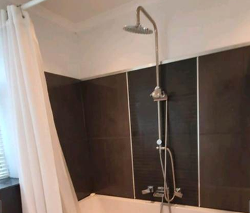 1 bedroom in a house share to rent - Photo 6