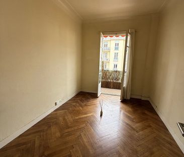 Location Appartement 2 pièces 44m² NICE 06000 - Photo 3