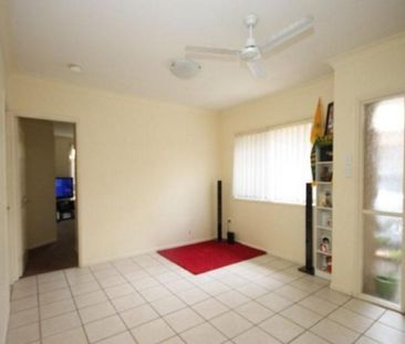 Centrally Located Upper Coomera Home - Photo 4