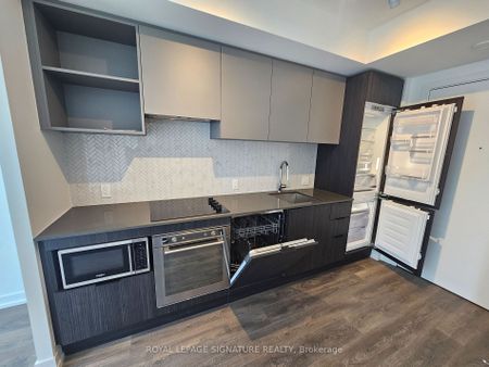 For Lease - 82 Dalhousie Street Unit# 2705, Toronto, Ontario - Photo 4