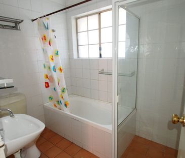 3 Bedrooms 2 storey Townhouse - Photo 6