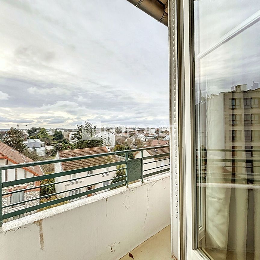 Apartment - Photo 1