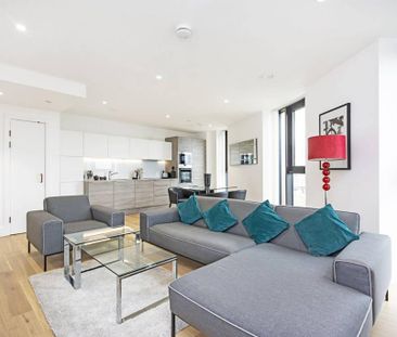 2 bedroom flat to rent - Photo 2