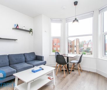 3 bed Apartment for Rent - Photo 1