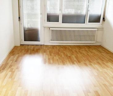 "Schöne 2.5 ZWG an der Neubrückstrasse mit Balkon" - Photo 4