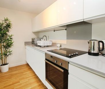 1 bedroom flat to rent - Photo 5