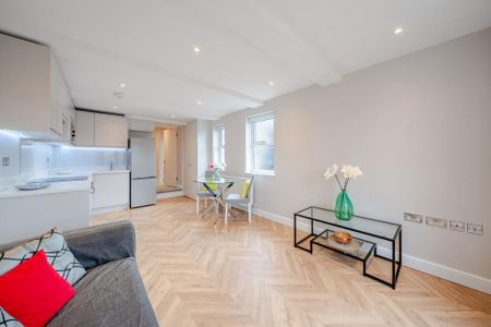 2 bedroom flat to rent - Photo 2