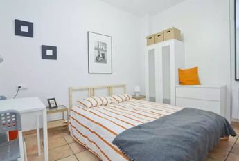 Carrer Almirall Cadarso, Valencia, Valencian Community 46005