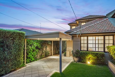 194 High St, North Willoughby NSW 2068 - House For Rent | Domain - Photo 5