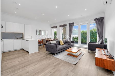 Swan Court, NW11, London - Photo 2