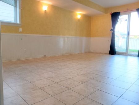 For Lease - 72 Parkdene Court Unit# (Lower), Toronto, Ontario - Photo 4
