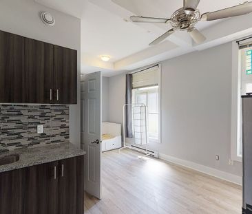 Laurier Apartments - Photo 2