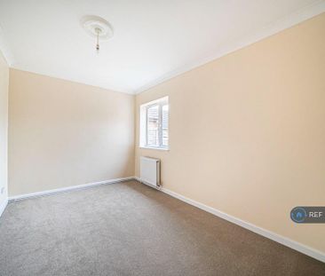 3 bedroom bungalow to rent - Photo 1