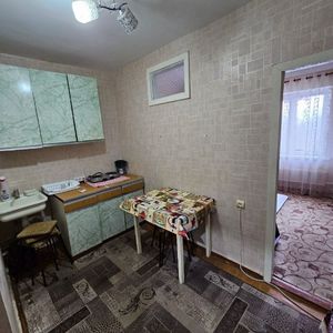 Se inchiriaza garsoniera, Aurel Vlaicu - Fotografie 2