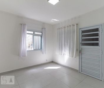 Casa para alugar com 40m², 1 quarto e sem vaga - Foto 3