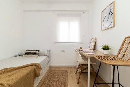 Carrer de Ramon Marquet, Valencia, Valencian Community 46022 - Photo 3