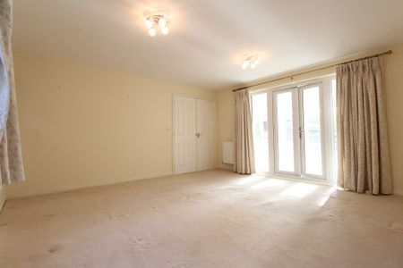 Orchard Close, Burgess Hill, RH15 - Photo 5