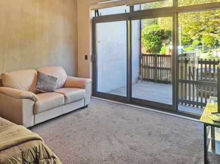 Welcome to Sharella Living - Photo 5