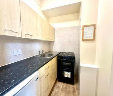 1 bedroom flat to rent - Photo 5