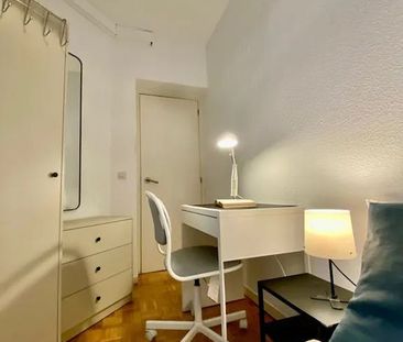 Calle de Lagasca, Madrid, Community of Madrid 28006 - Photo 3