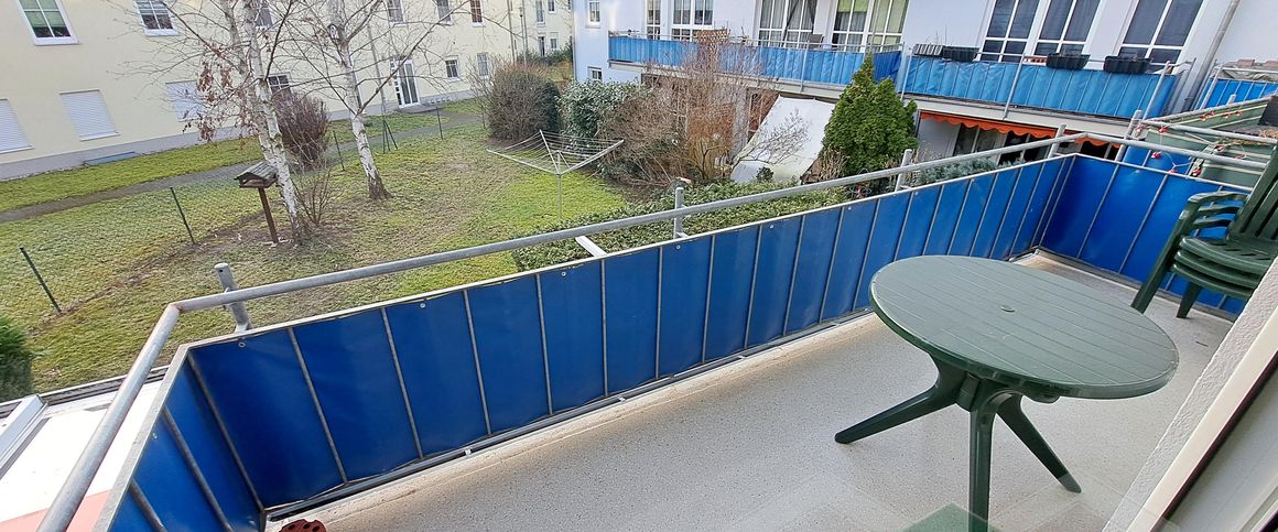 ** Singlewohnung mit großem Balkon und Einbauküche in ruhiger Wohngegend ** - Photo 1