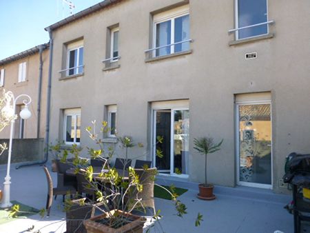 Location maison 8 pièces, 197.69m², Carcassonne - Photo 3