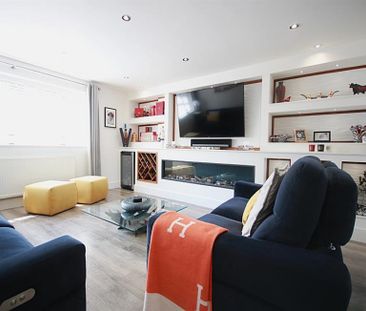 5 Bedroom Detached To Let - Photo 4