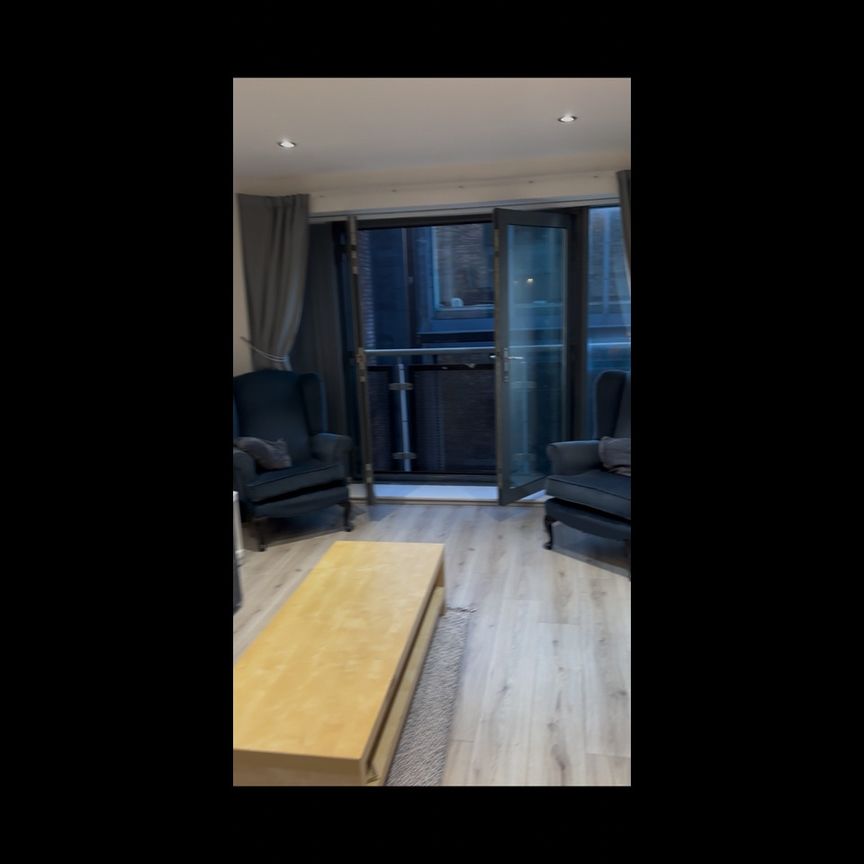 Room in a Shared Flat, Concert St, L1 - Photo 1