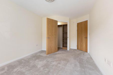 2 bedroom retirement property to rent - Photo 4