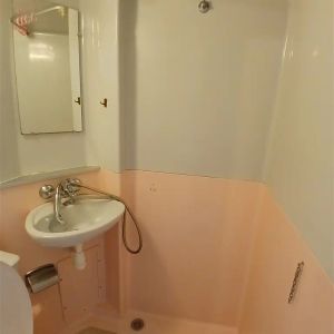 Location appartement 1 pièce - 16m² à Saint nazaire (44600) - Photo 2