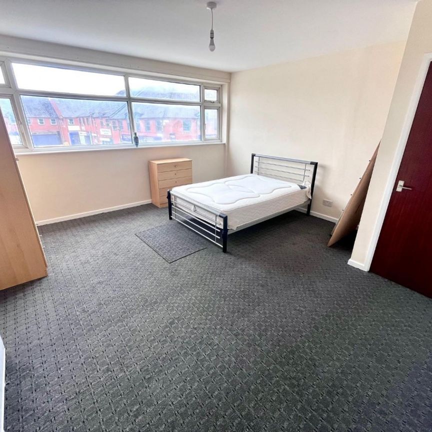 1 bedroom Flat To Let - Photo 1