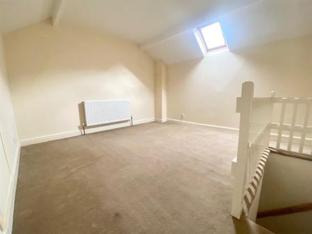 3 bedroom terraced house to rent - Photo 3