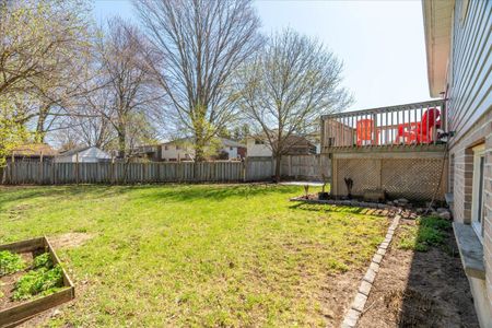 For Lease - 19 Dell Drive, Strathroy-Caradoc, Ontario - Photo 2